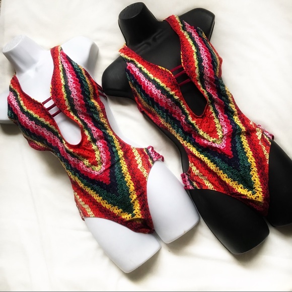 Gorgeous tribal look monokini - Picture 4 of 8